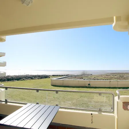 Gmelinstrasse 5 B, Whg C3, By De Wyk Appartement